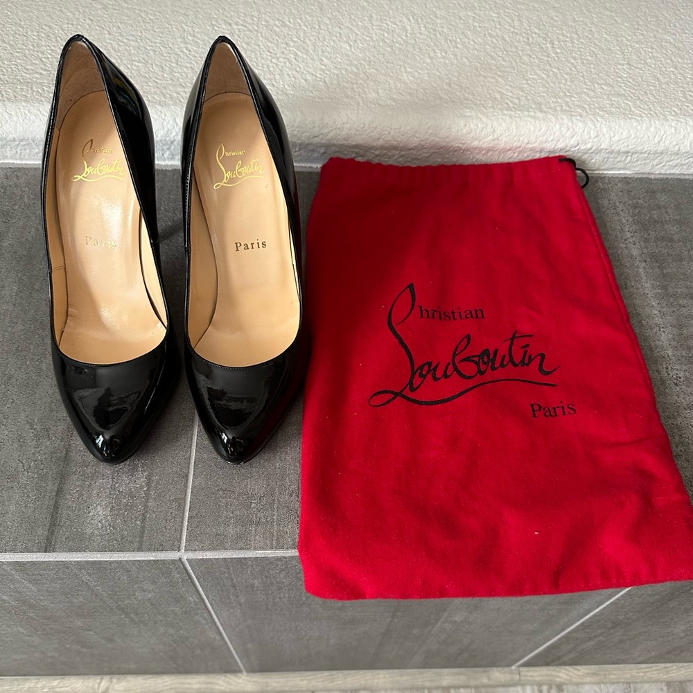 Christian Louboutin ~ Classic Black Heels